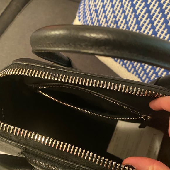 Givenchy Antigona Bag Black - Picture 2 of 6